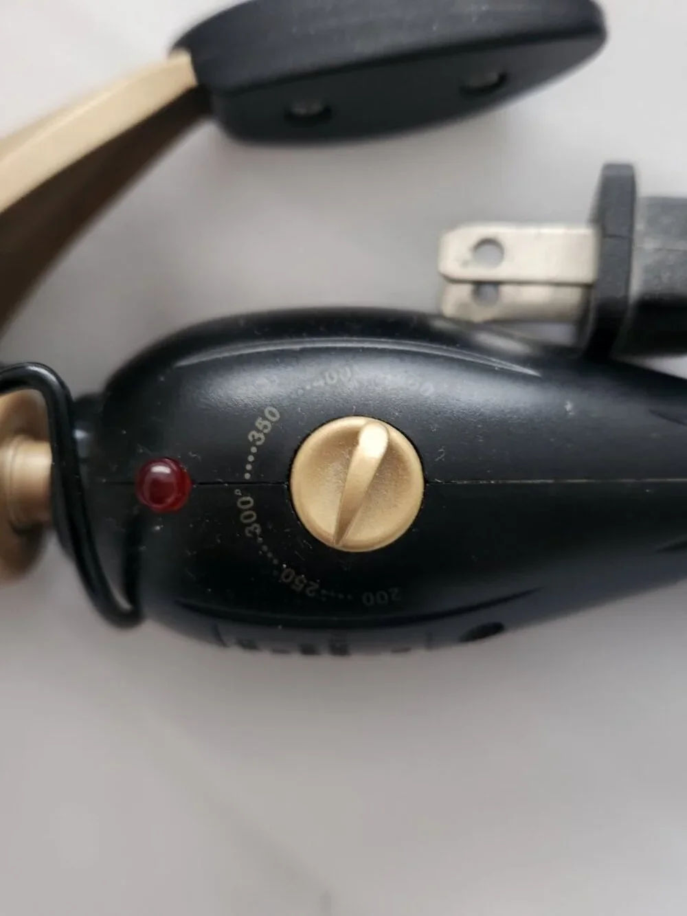 Gold-N-Hot Professional Gold Curling Iron